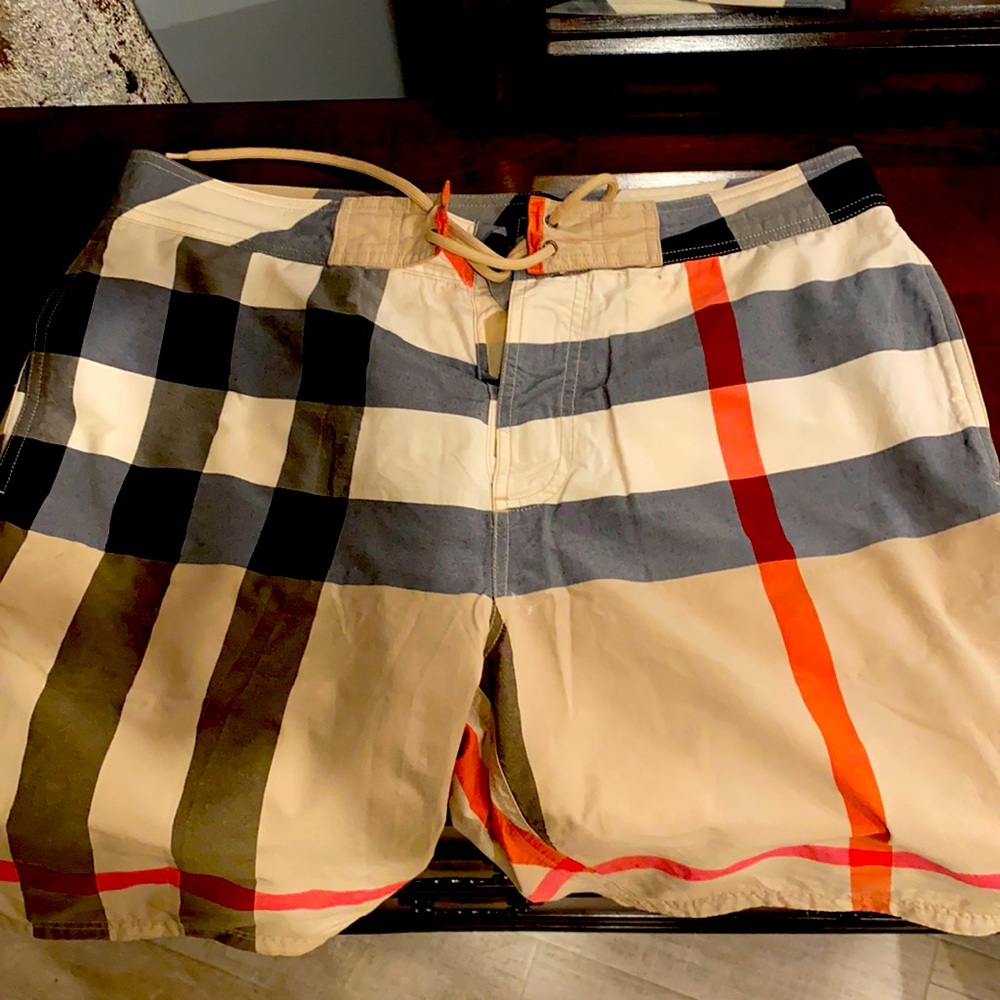 Burberry swim shorts M